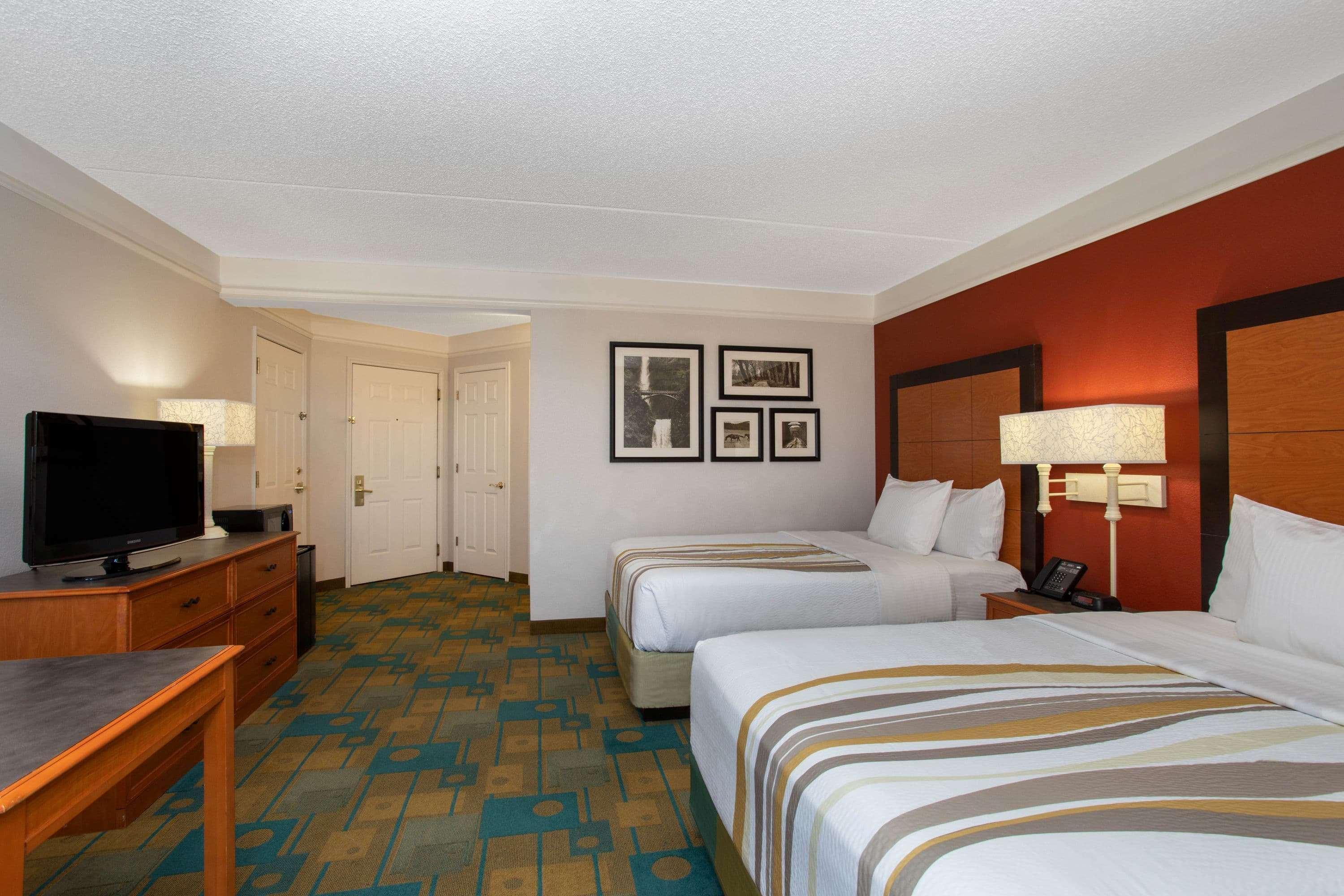 Hotel La Quinta By Wyndham Denver Southwest 3*